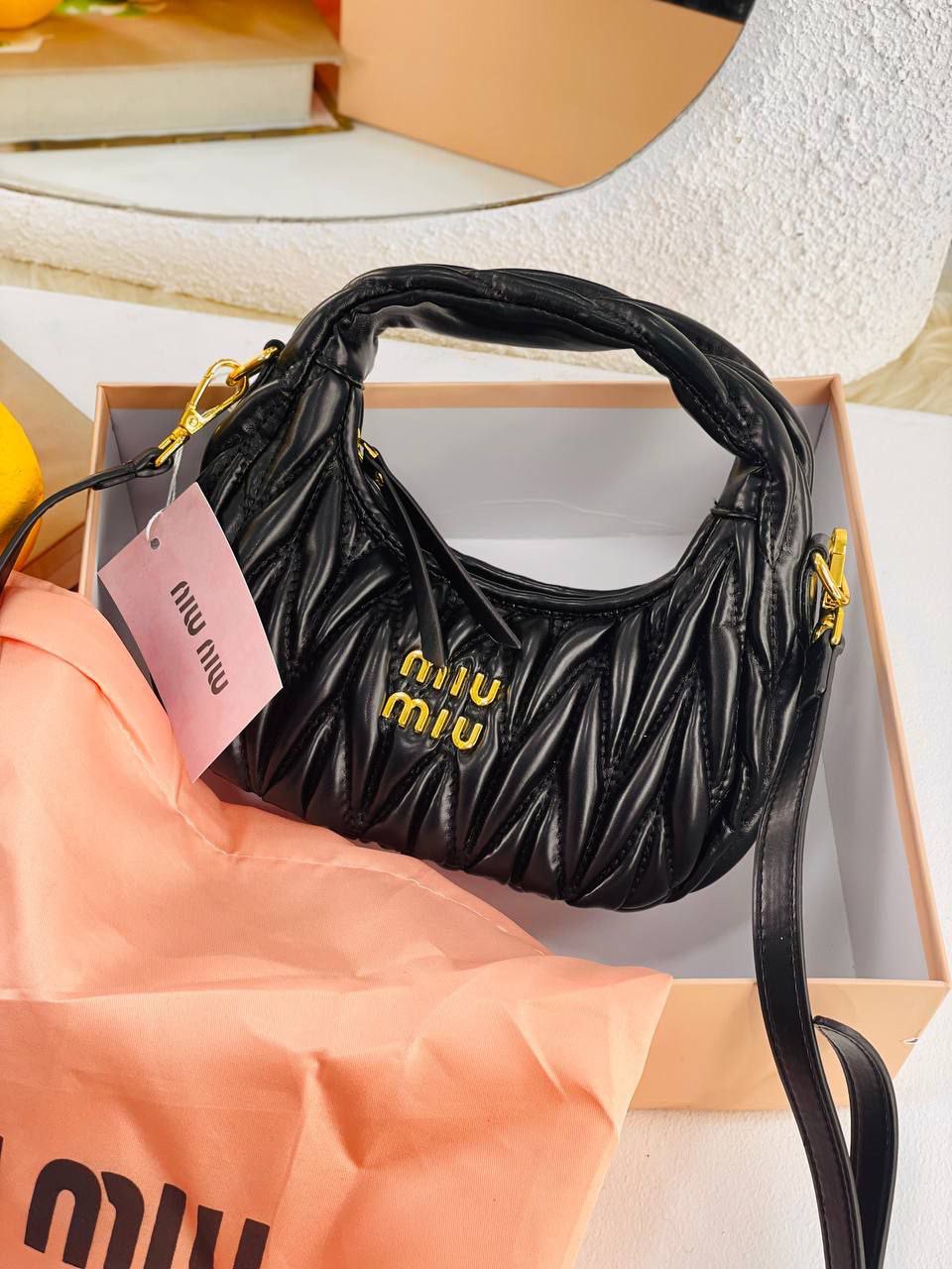 /public/uploads/photos/shares/Suzy bags/IMG_3837.jpeg